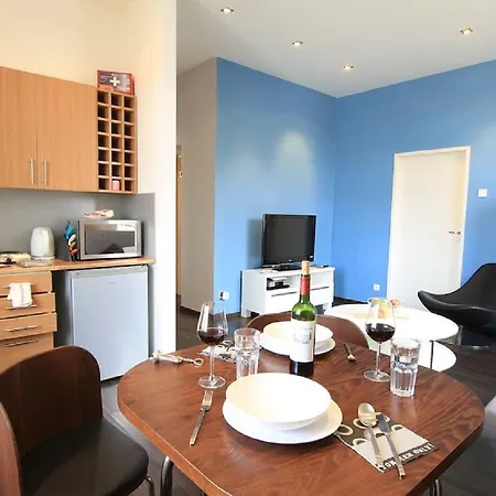 2bedroom Old Town شقة *
